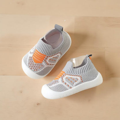 Breathable Kids Sneakers Non Slip Lightweight Comfortable Fit