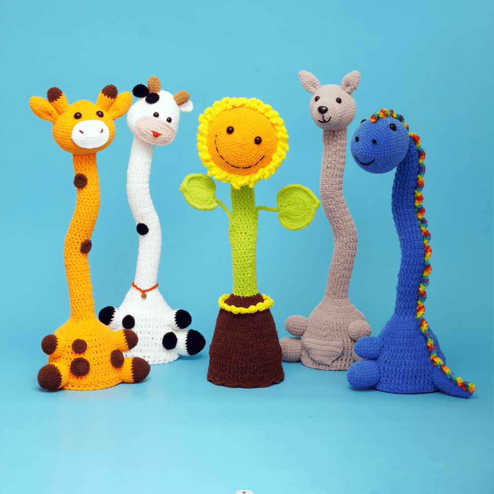 Crochet Giraffe Toy Kit with Interactive Singing and Dancing Features 1